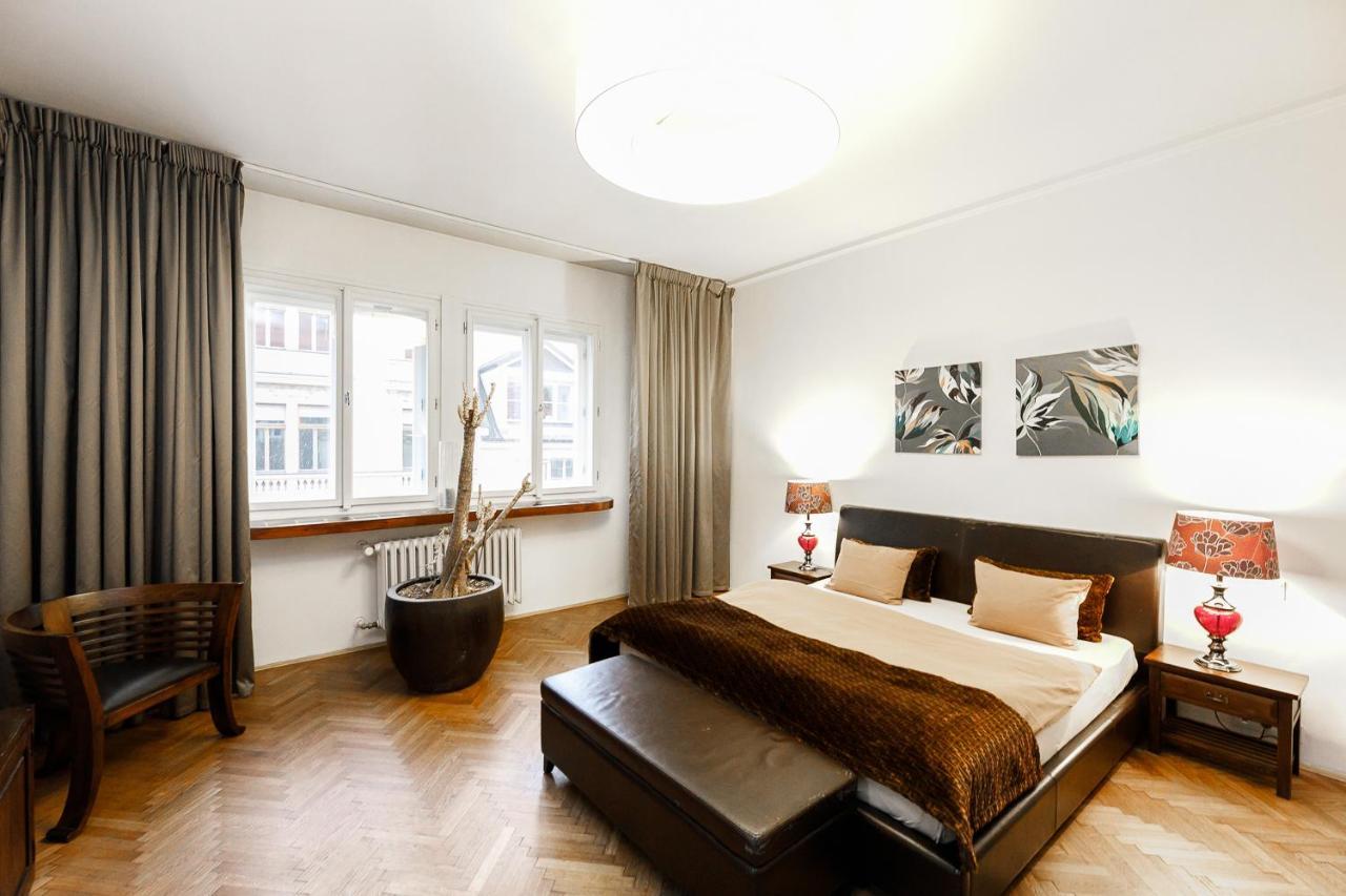 Luxury Apartment Dlouha Prague Exterior photo