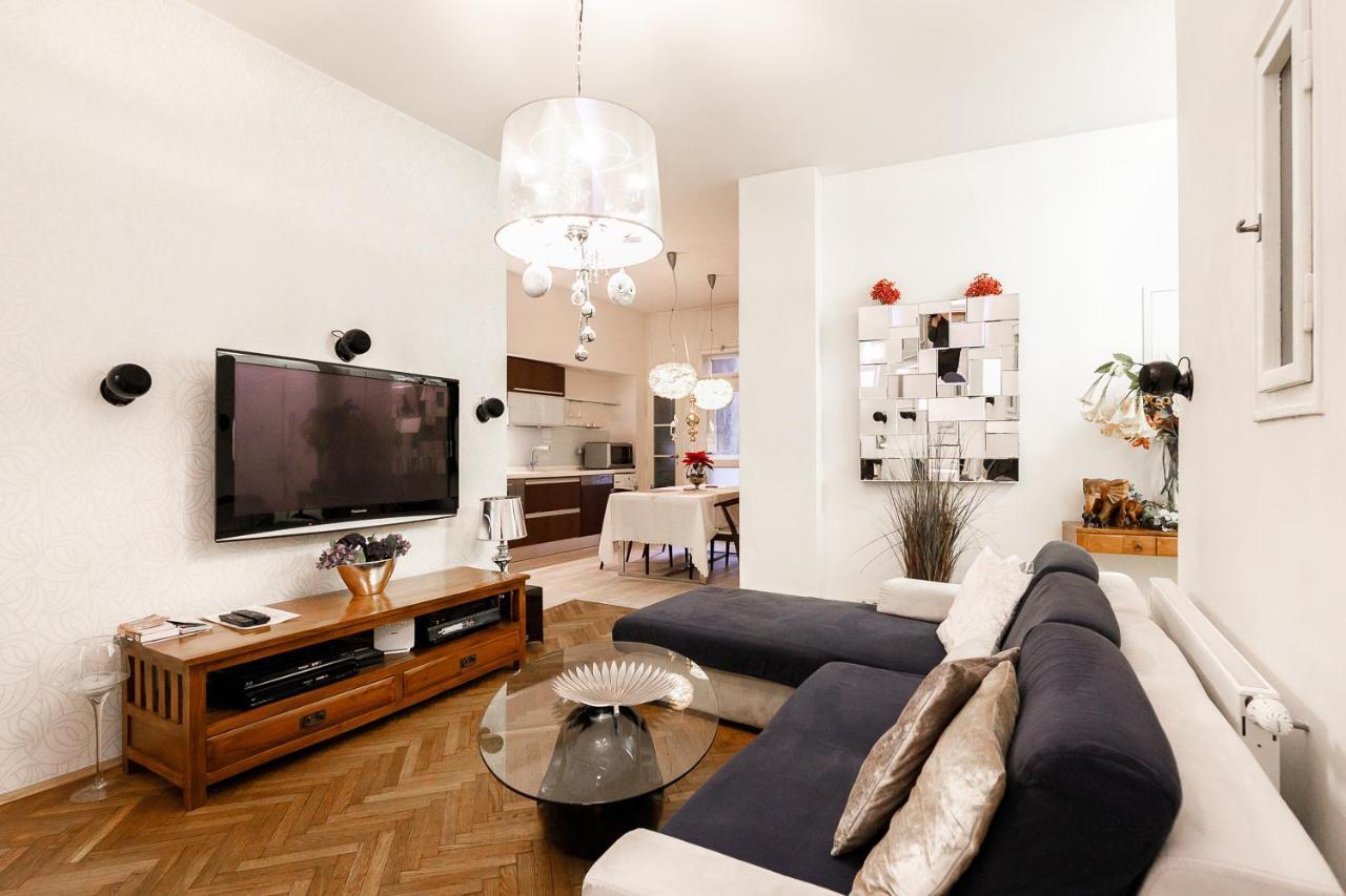 Luxury Apartment Dlouha Prague Exterior photo
