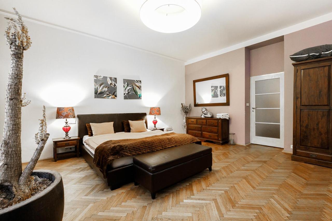Luxury Apartment Dlouha Prague Exterior photo